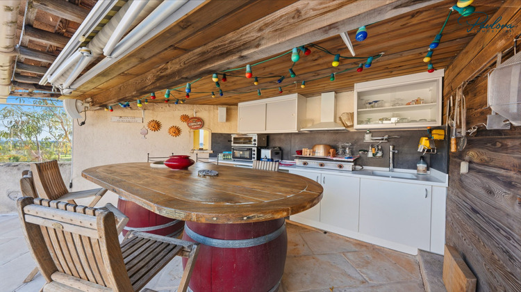 Ma-Cabane - Location Maison Montaud, 305 m²
