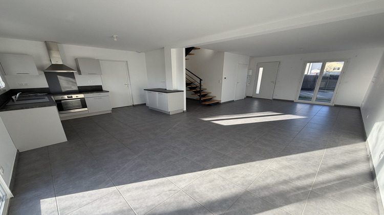 Ma-Cabane - Location Maison MONTBRISON, 85 m²