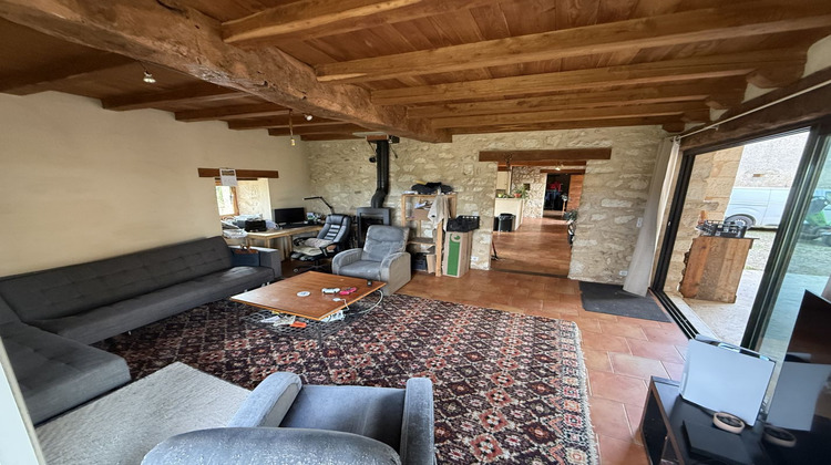 Ma-Cabane - Location Maison MONTDRAGON, 174 m²
