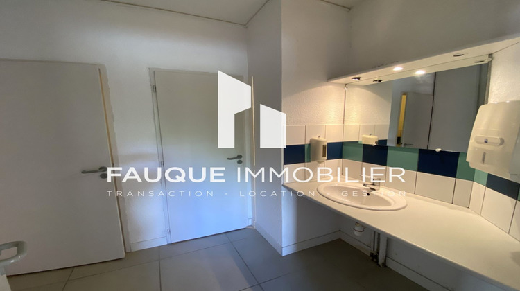 Ma-Cabane - Location Maison MONTELIER, 350 m²