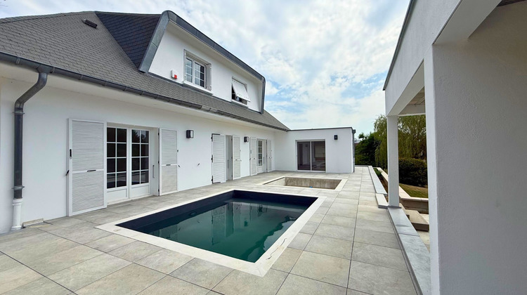 Ma-Cabane - Location Maison Montferrand-le-Château, 220 m²