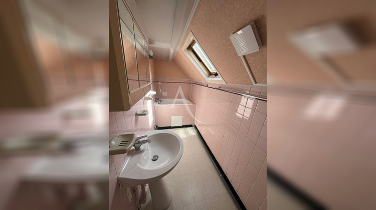 Ma-Cabane - Location Maison MONTGERON, 64 m²