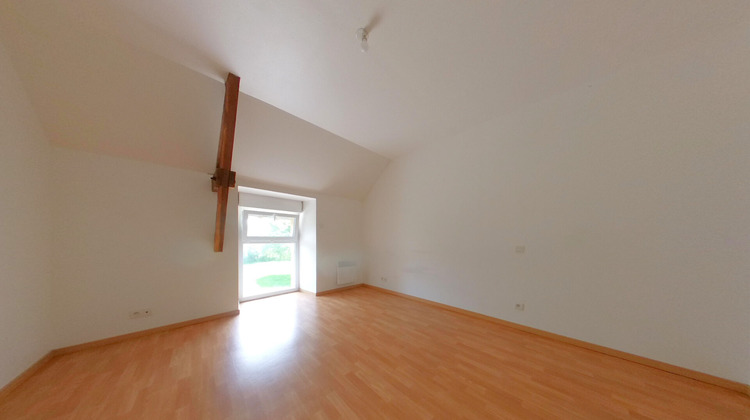 Ma-Cabane - Location Maison MONTOURS, 96 m²