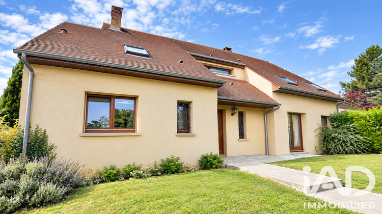 Ma-Cabane - Location Maison Morainvilliers, 198 m²