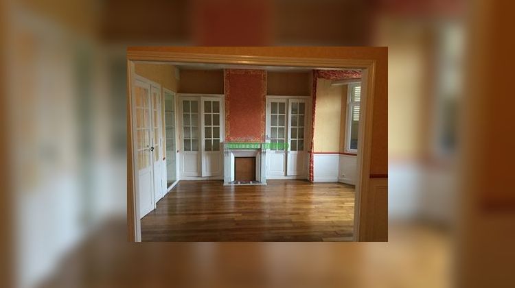 Ma-Cabane - Location Maison Moreuil, 250 m²