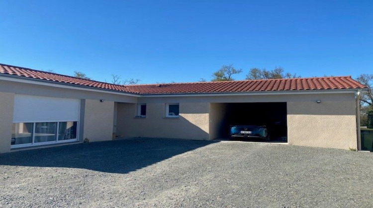 Ma-Cabane - Location Maison Nervieux, 101 m²