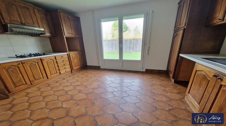 Ma-Cabane - Location Maison Neuvic, 140 m²