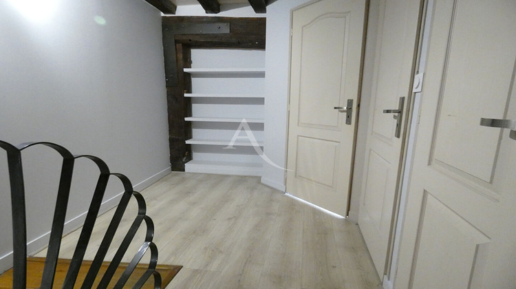 Ma-Cabane - Location Maison NEUVILLE-AUX-BOIS, 63 m²