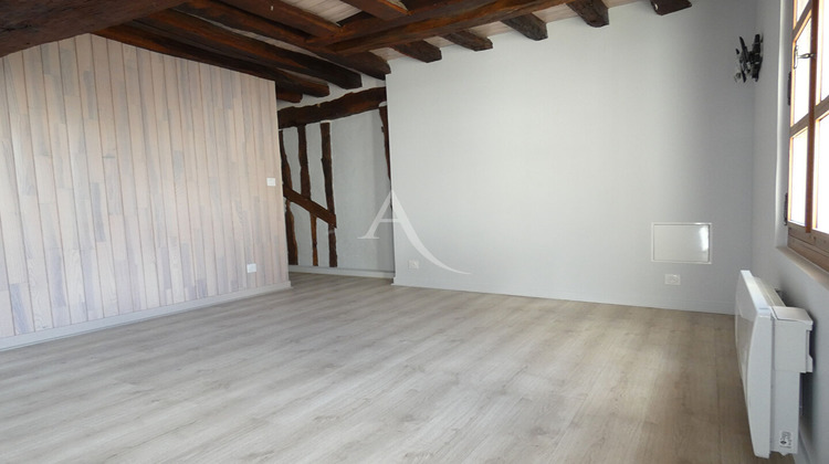 Ma-Cabane - Location Maison NEUVILLE-AUX-BOIS, 63 m²