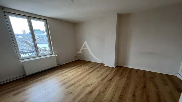 Ma-Cabane - Location Maison NEUVILLE-AUX-BOIS, 69 m²