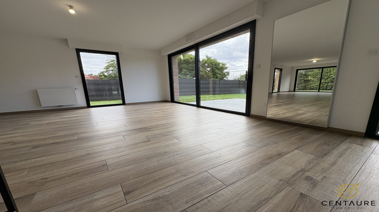 Ma-Cabane - Location Maison Neuville-en-Ferrain, 170 m²