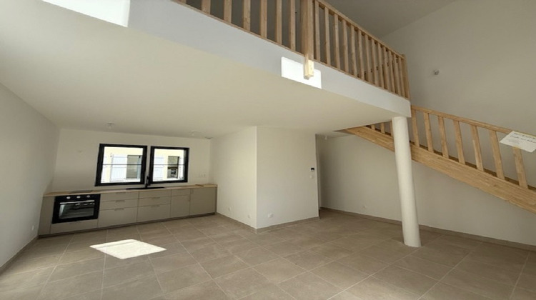 Ma-Cabane - Location Maison NEUVILLE-SUR-OISE, 55 m²