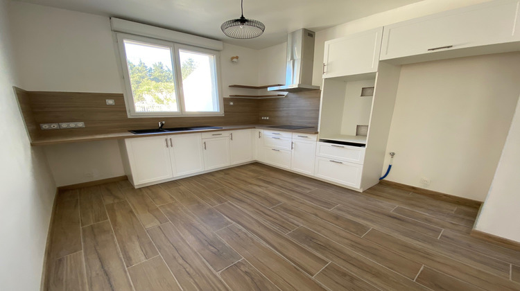 Ma-Cabane - Location Maison Nîmes, 98 m²