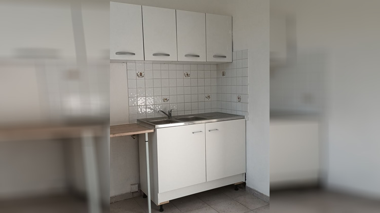 Ma-Cabane - Location Maison NIMES, 75 m²