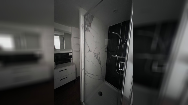 Ma-Cabane - Location Maison NIORT, 30 m²