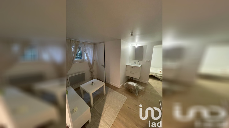 Ma-Cabane - Location Maison Noisy-le-Grand, 10 m²