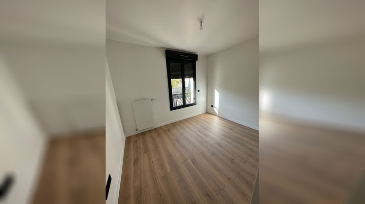 Ma-Cabane - Location Maison NOISY-LE-GRAND, 94 m²