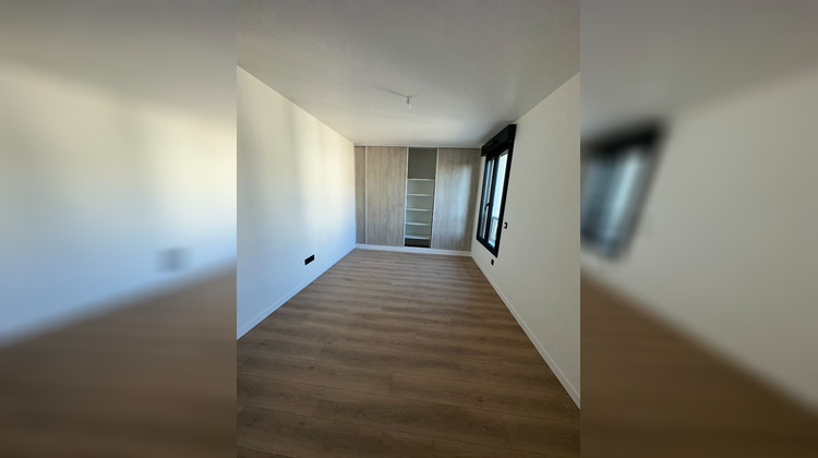 Ma-Cabane - Location Maison NOISY-LE-GRAND, 94 m²