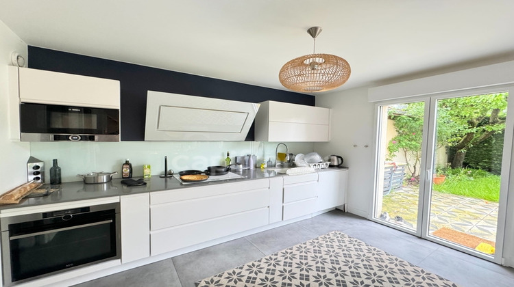 Ma-Cabane - Location Maison NOISY LE ROI, 129 m²