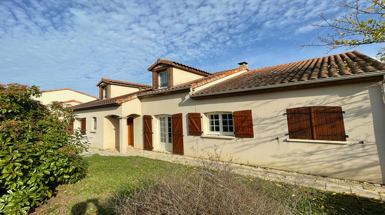 Ma-Cabane - Location Maison NOUAILLE-MAUPERTUIS, 142 m²