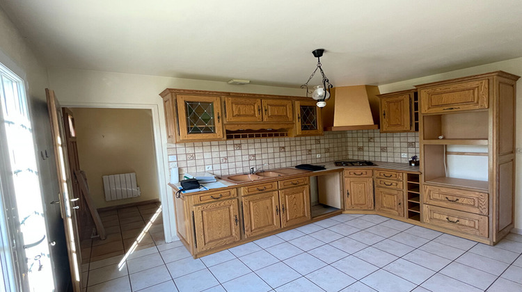 Ma-Cabane - Location Maison NOUAILLE-MAUPERTUIS, 142 m²