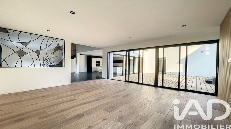 Ma-Cabane - Location Maison Noyal-Châtillon-sur-Seiche, 164 m²