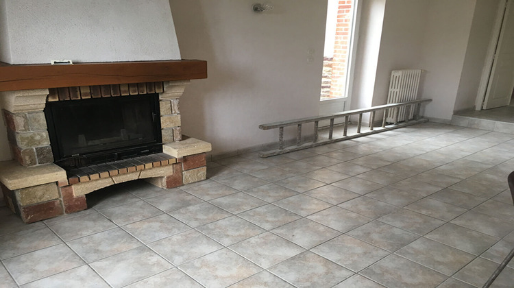 Ma-Cabane - Location Maison NOYAL-CHATILLON-SUR-SEICHE, 91 m²