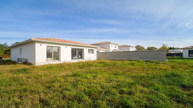 Ma-Cabane - Location Maison PARENTIS-EN-BORN, 79 m²