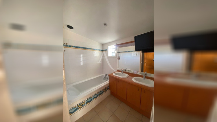 Ma-Cabane - Location Maison PERIGNY, 180 m²