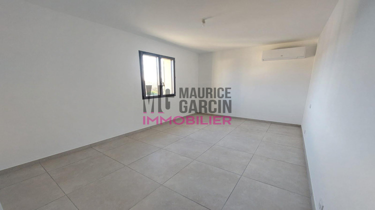 Ma-Cabane - Location Maison Pernes-les-Fontaines, 97 m²