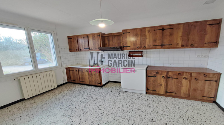 Ma-Cabane - Location Maison Pernes-les-Fontaines, 89 m²