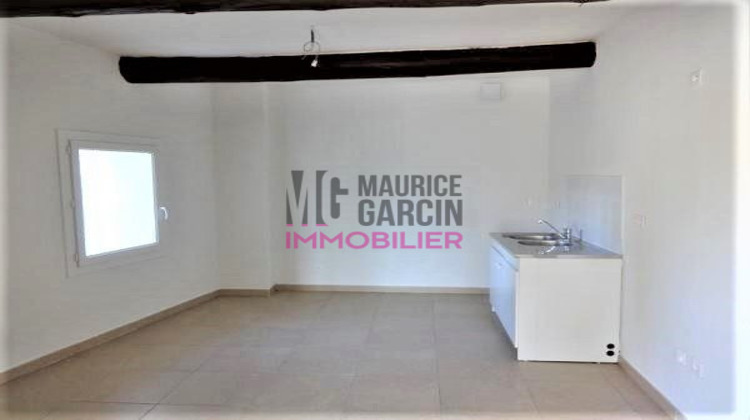 Ma-Cabane - Location Maison Pernes-les-Fontaines, 93 m²