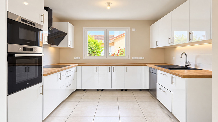 Ma-Cabane - Location Maison PERON, 90 m²