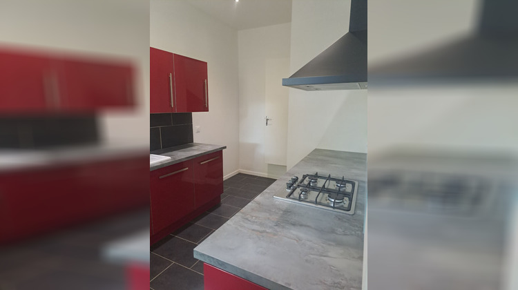 Ma-Cabane - Location Maison PEYPIN, 73 m²