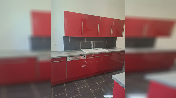 Ma-Cabane - Location Maison PEYPIN, 73 m²