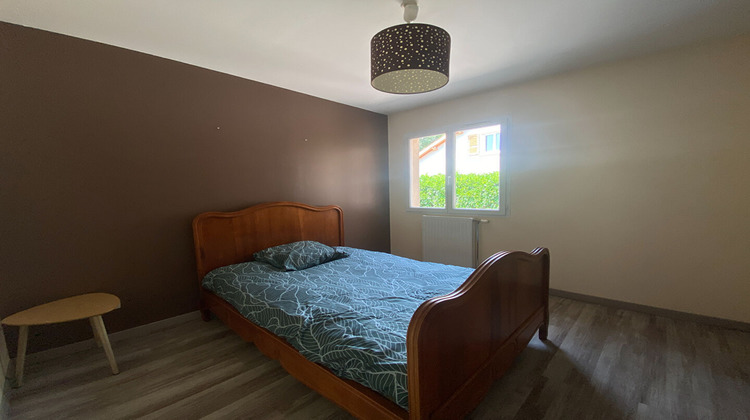 Ma-Cabane - Location Maison PEYRILHAC, 99 m²