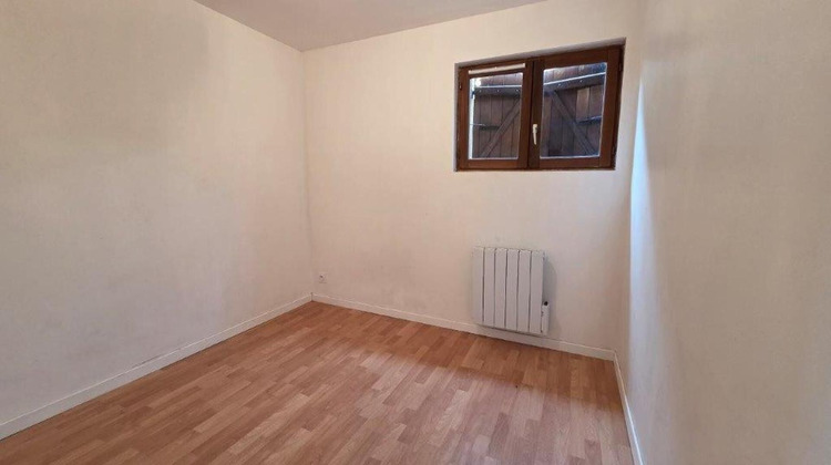 Ma-Cabane - Location Maison Pierre-de-Bresse, 57 m²