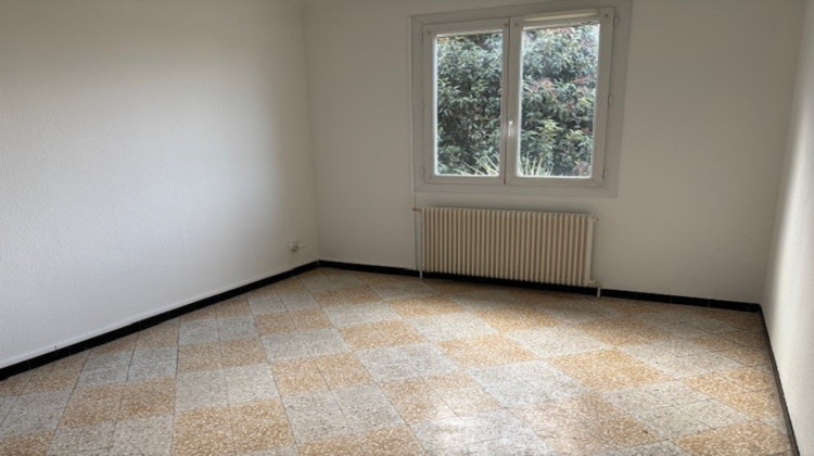 Ma-Cabane - Location Maison Pierrelatte, 93 m²