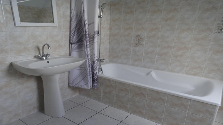 Ma-Cabane - Location Maison PLEINE-FOUGERES, 93 m²