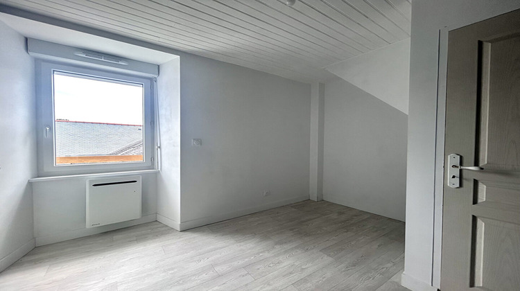 Ma-Cabane - Location Maison PLEINE-FOUGERES, 106 m²