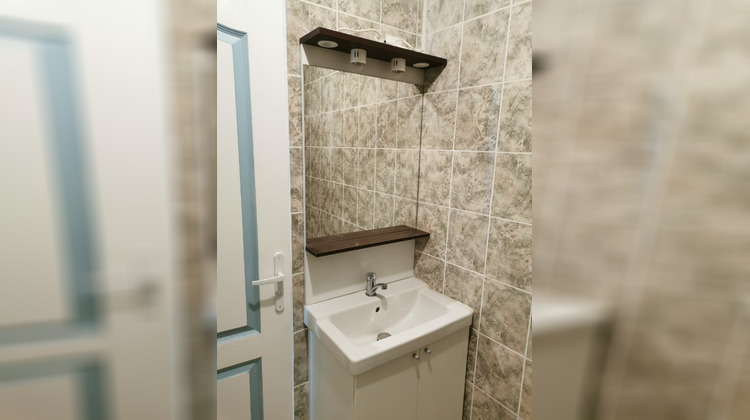 Ma-Cabane - Location Maison PLEYBEN, 34 m²