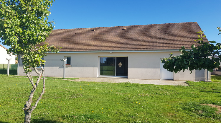 Ma-Cabane - Location Maison Poillé-sur-Vègre, 92 m²