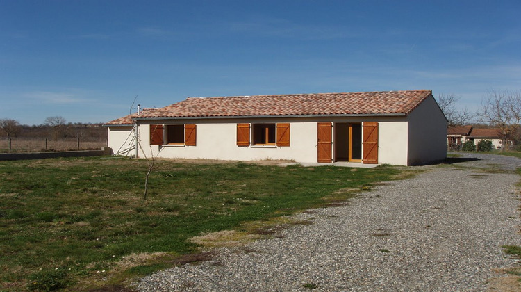Ma-Cabane - Location Maison POINTIS INARD, 100 m²