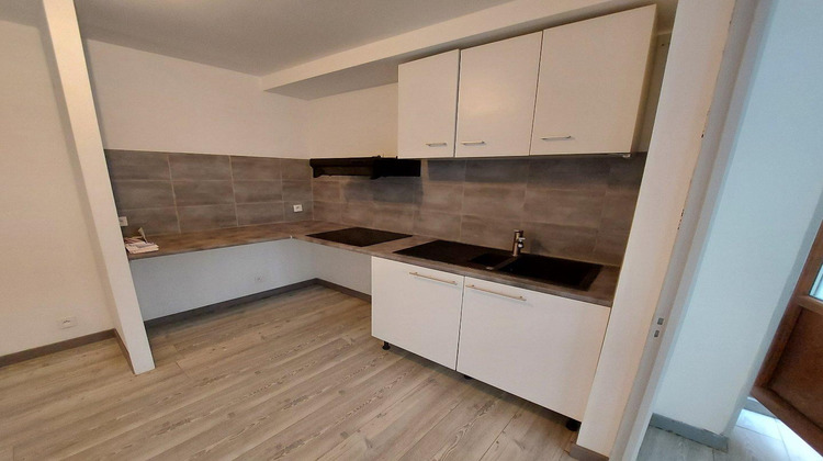Ma-Cabane - Location Maison POMEROLS, 84 m²