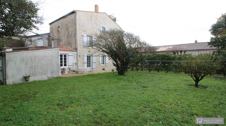 Ma-Cabane - Location Maison Pons, 187 m²