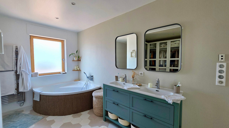 Ma-Cabane - Location Maison PONT-DU-CHATEAU, 148 m²