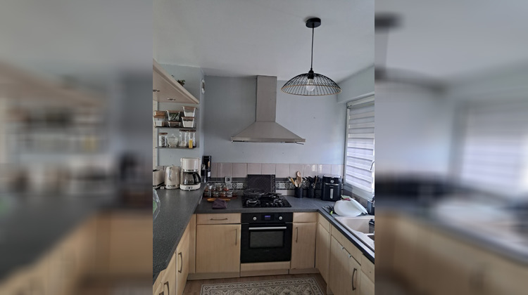 Ma-Cabane - Location Maison Pont-sur-Sambre, 87 m²