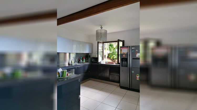 Ma-Cabane - Location Maison POSSESSION, 94 m²