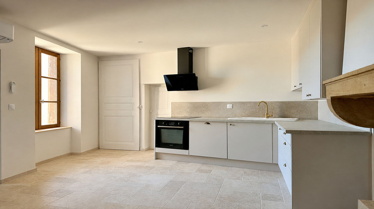 Ma-Cabane - Location Maison POUILLY-LE-MONIAL, 128 m²