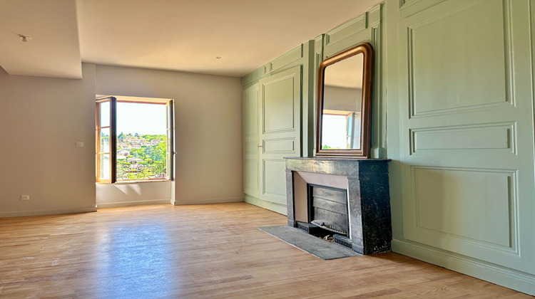 Ma-Cabane - Location Maison POUILLY-LE-MONIAL, 128 m²